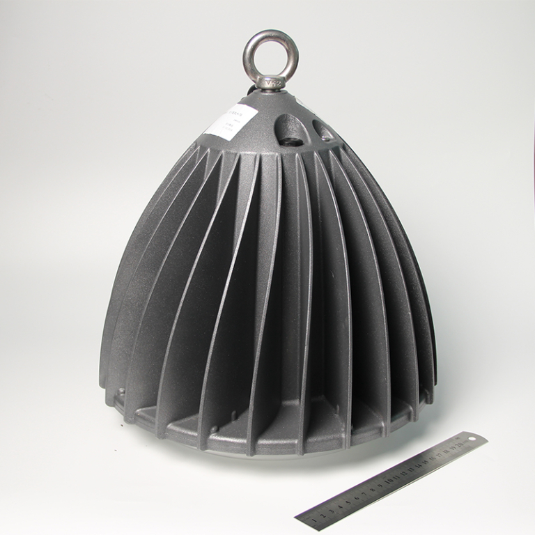 连接器嵌件成型工艺